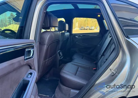 2015 Porsche Macan S z USA, uszkodzony, nr VIN WP1AB2A54FLB56620